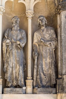 The evangelists St Paul and St James as large figures at the entrance to St James' Church,