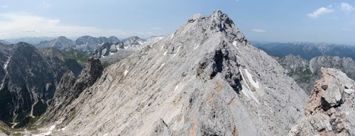Mountain landscape, steep rocky ridge, crossing of the Jubiläumsgrat, Wetterstein range, Bavaria,