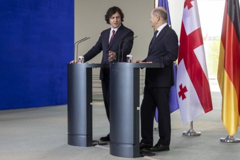 Federal Chancellor Olaf Scholz and Irakli Kobakhidze, Prime Minister of Georgia, at a press