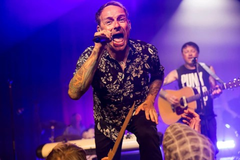 Ingo Knollmann, singer of the Donots live on Schwert aus Holz Tour at Berlin's Heimathafen Neukölln