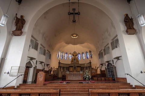 Chancel of St Otto's Church, built from 1912 to 1914 in Art Nouveau style, Siechenstraße 61,