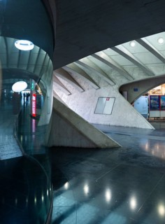 Liège-Guillemins railway station, architect Santiago Calatrava, under the tracks, Liège, Belgium
