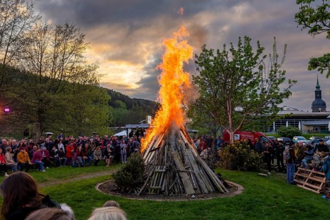 Easter bonfire on the Elbe meadows in Bad Schandau, Bad Schandau, Saxony, Germany