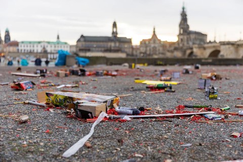 As every year, the Dresden city cleaning service had to remove several tonnes of rubbish from the