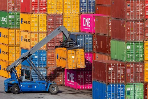 The port of Mannheim is one of the most important inland ports in Europe. The harbor basins stretch