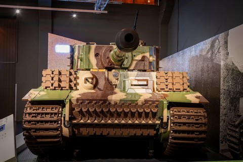 (Wonder Weapons) a propaganda term used by the NS regime, referred to weapon systems that were