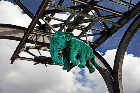 Elephant sculpture on an arch of the Wuppertal suspension railway, artist Jörg Mazur, LVR