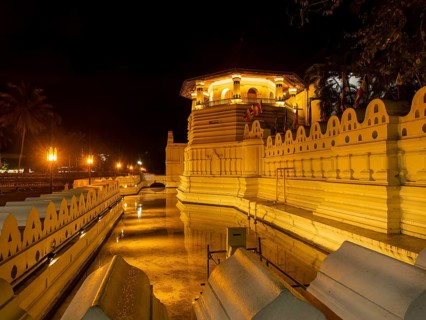 Temple of the Tooth at night, Sri Dalada Maligawa, Kandy, Sri Lanka
