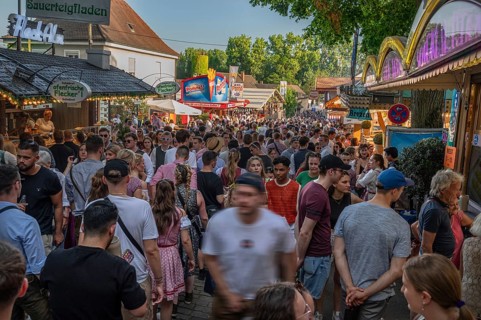 Erlanger Bergkirchweih, traditional twelve-day folk festival, Erlangen, Middle Franconia, Bavaria,
