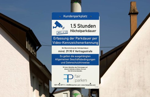Private parking sign with license plate recognition, threat of contractual penalty, contractual