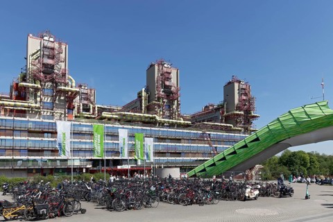 University Hospital RWTH Aachen, bicycle parking and flags, University Hospital, Aachen, North