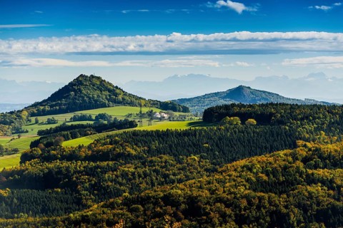 Hegau volcanoes Hohenhewen and Hohenstoffeln, behind them the Swiss Alps, near Engen, Hegau,