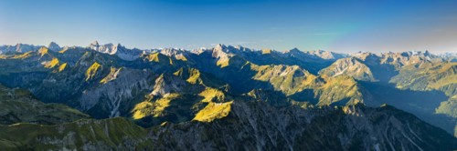 Sunrise on the Nebelhorn, 2224m, mountain panorama to the south to the Allgäu Alps, Allgäu,