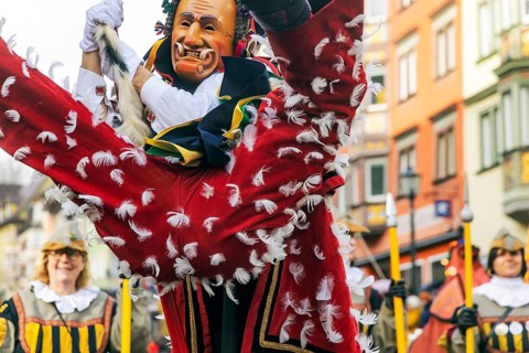 The highlight of the Swabian-Alemannic carnival is the fool's jump in Rottweil. Around 4000 fools