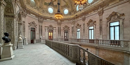 Palácio da Bolsa, neoclassical style stock exchange, UNESCO World Heritage Site, old town, Porto,