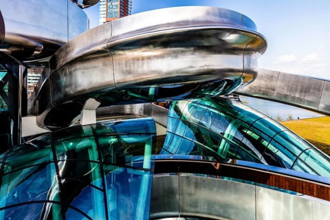 Spectacular double spiral staircase from ground floor to roof terrace, offering breathtaking views