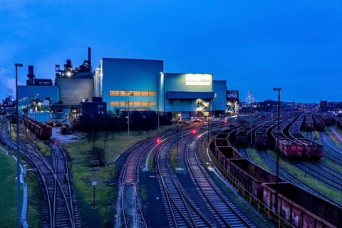 Hüttenwerke Krupp-Mannesmann, HKM in Duisburg, halls of the blast steel mill, tracks of the