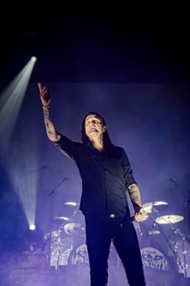 Marcus Bischoff, singer of Heaven Shall Burn, live on Heimat Over Europe Tour 2026 at Munich Zenith