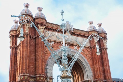 Art Nouveau street lamp near the Arc de Triomf on the Passeig de Lluís Companys promenade in
