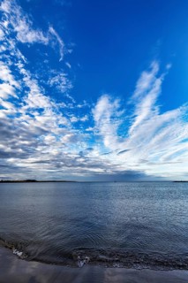 Coastline with cirrus clouds, cumulus clouds, dusk, Carne Beach, Wexford, Gerrans Bay, Roseland