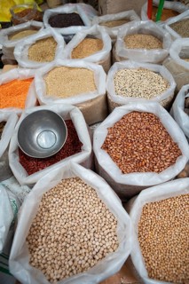 Chickpeas, souk or soug or market in the old town of Nizwa, ad-Dachiliyya region, Oman