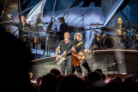 Björn Both (singer) and Hans-Timm Timsen Hinrichsen (singer and guitarist) from Santiano live on Da