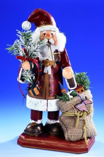 A smoking man from the Erzgebirge, figure, decoration, Christmas studio photo, Lower Saxony,