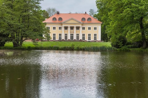 Schönburg castle, Gesundbrunnen, Hofgeismar, Hesse, Germany, built by Simon Louis du Ry, 1787–89