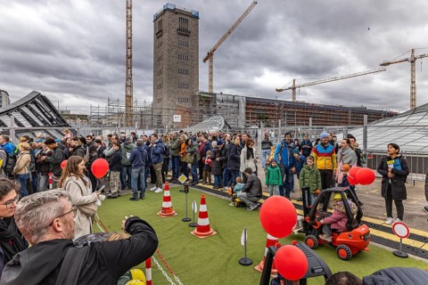 Open construction days at the new main train station. For three days, visitors can find out about