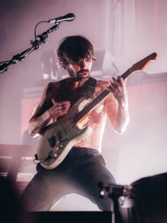 Singer Simon Neil from Biffy Clyro live on Futique Tour 2026 in Berlin's Max-Schmeling-Halle on 16