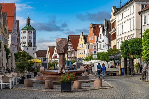 The market square, market fountain and lower Tor tor in the old town centre of Günzburg, Bavaria,