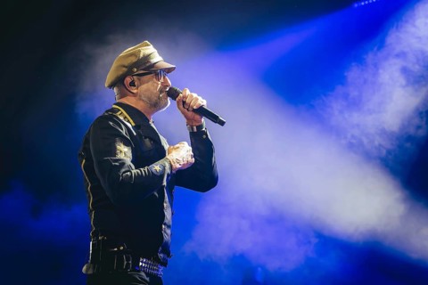 Alexander Wesselsky, singer of Eisbrecher live on Kaltfront Tour 2025 Tour in the Columbiahalle