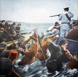 1st World War, Turkish troops reject an attempt by the British to land at the Dardanelles (original