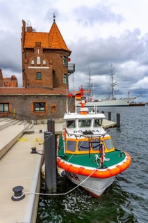 Sea rescue boat Hertha Jeep, of the German Maritime Search and Rescue Service, DGzRS, pilot house,