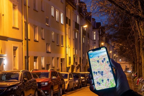 Symbolic image residential burglary, burglary radar app, shows the burglaries in the city, the last