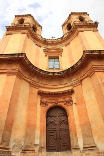 Old town of the late Baroque city of Noto in the Val di Noto, church, Chiesa di Montovergine,