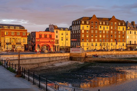Margate seafront promenade in the evening light, Kent, England, Great Britain