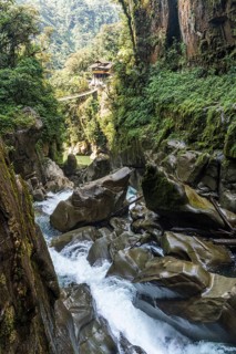 Cascada el Pailon del Diablo, Rio Verde, Ecuador
