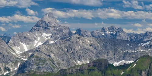 Panorama from the Koblat-Höhenweg on the Nebelhorn to the Hochvogel, 2592m, Allgäu Alps, Allgäu,