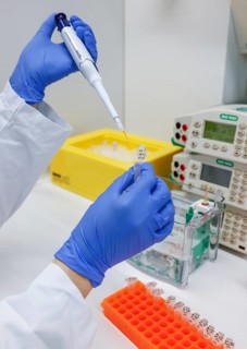 Bonn, North Rhine-Westphalia, Germany - Research in the field of immunology and infectology at the
