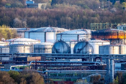 Ruhr Oel GmbH, BP Gelsenkirchen Refinery, in GE-Horst, production of products from mineral oil,