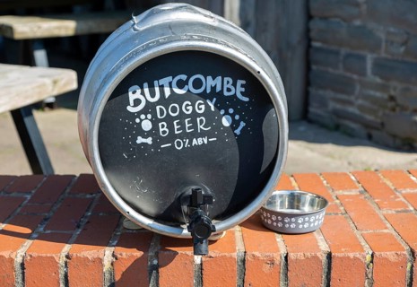 Pub steel barrel keg used to provide drinking water for dogs, Butcombe Doggy Beer, The Cottage Inn