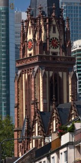 Tower of the Dreikönigskirche in front of the skyscrapers of the banking district, Frankfurt am