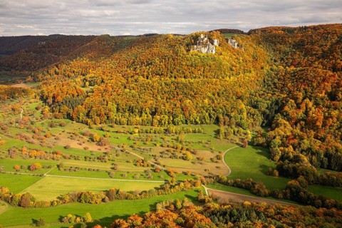 Indian summer on the Swabian Jura in the Nenninger Valley with the ruins of Reussenstein Castle