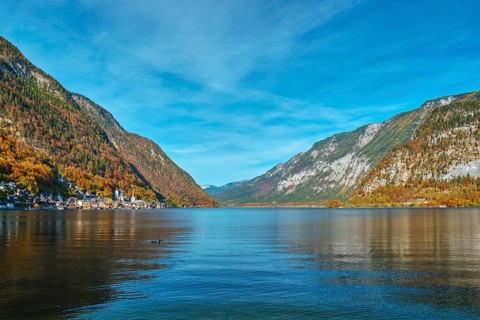 Austrian tourist destination Hallstatt village on Hallstatter See lake in Austrian alps.