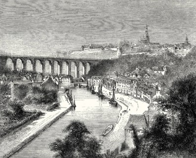 View of the Viaduct over the Rance river, Dinan, Côtes-d'Armor department, northwestern France,