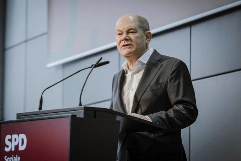 Olaf Scholz (SPD), Federal Chancellor, recorded during his speech at the state representatives'