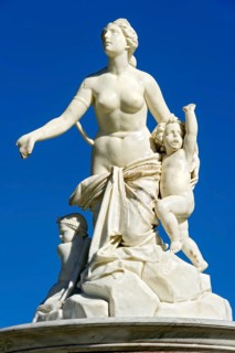 Marble statue of the goddess Latona with children Diana and Apollo, Latona Fountain, Latona