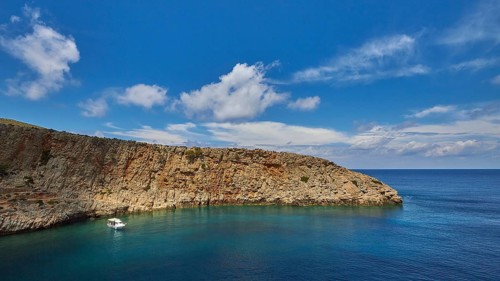 Menies, Rodopou, dream bay, single boat at anchor, pebble beach, crystal clear sea, green sea,