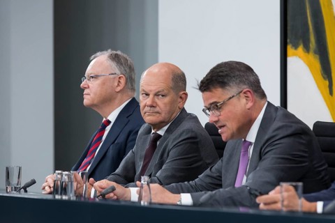 Stephan Weil (Minister President of Lower Saxony, SPD), Olaf Scholz (Federal Chancellor of the